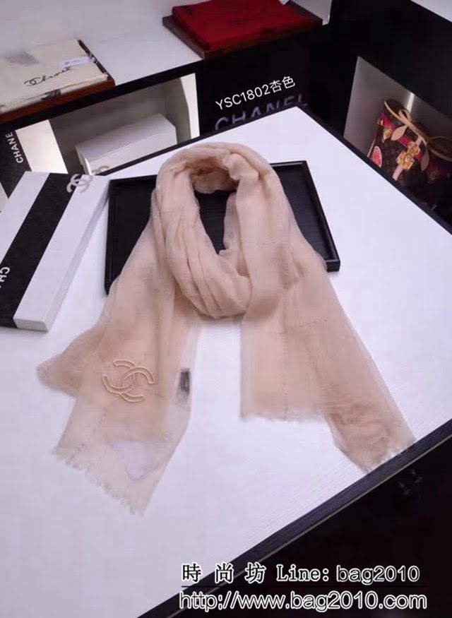 CHANEL香奈兒官網同步 小香純羊絨超薄款圍巾 YSC1802 LLWJ6540